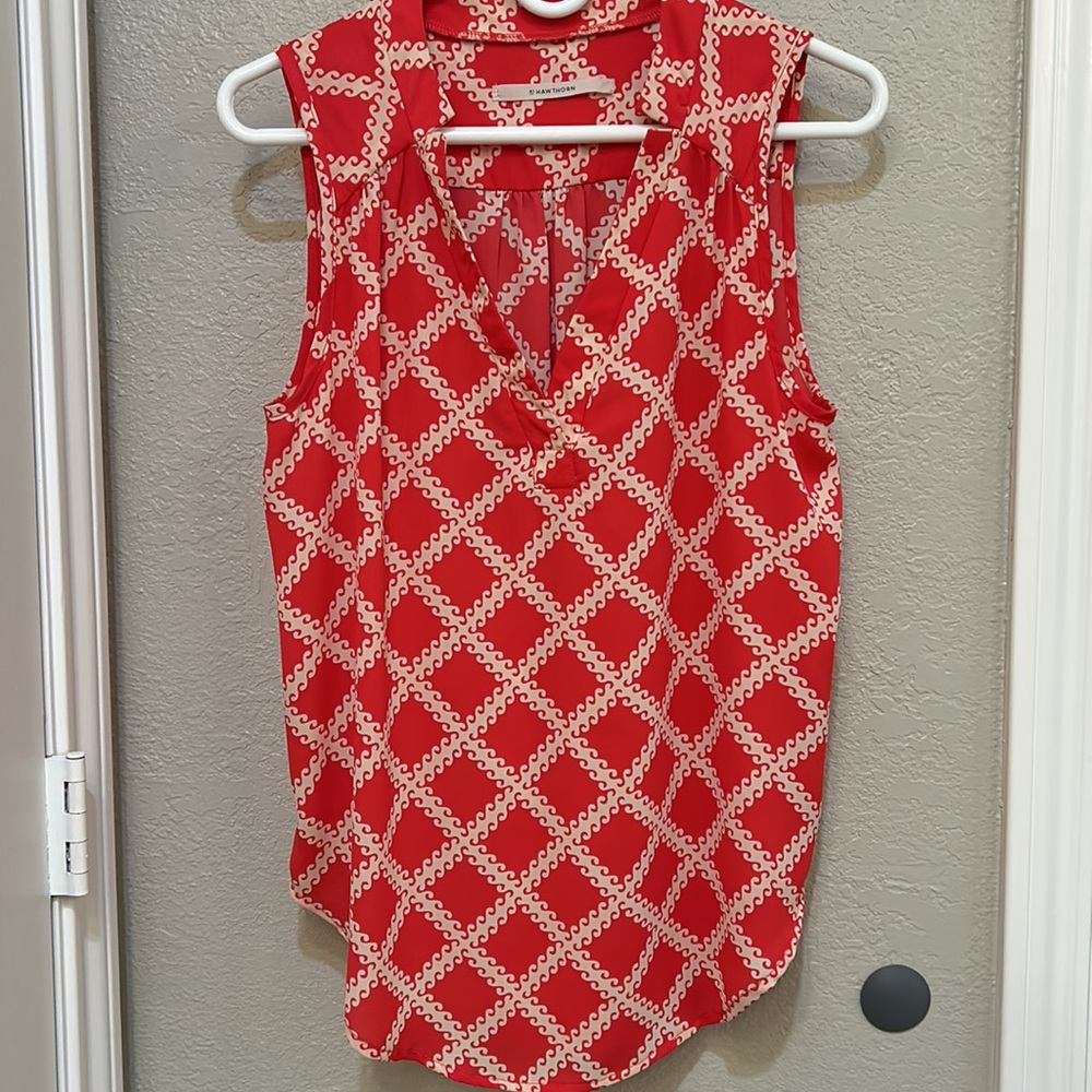 EUC Shalley Split Neck Sleeveless Blouse - Picture 4 of 5